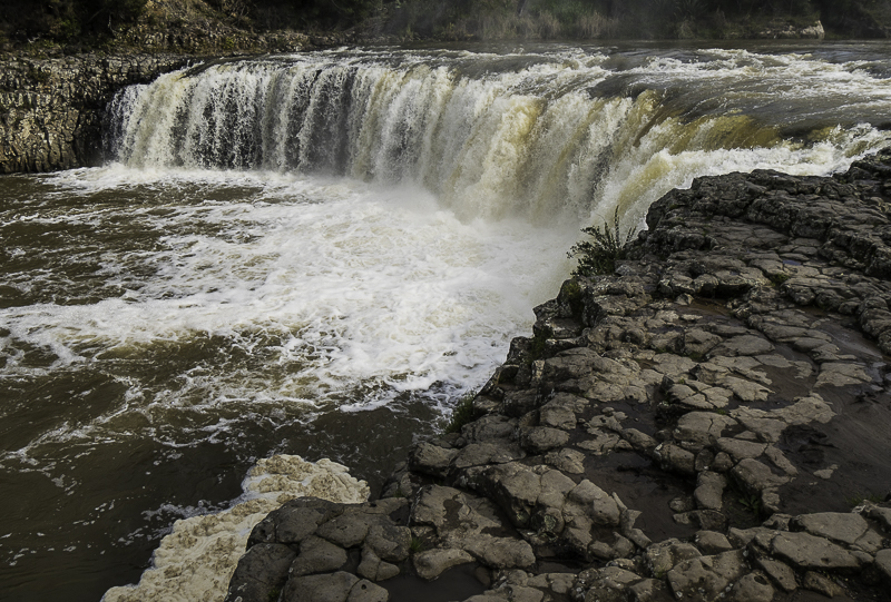 Haruru Falls-15