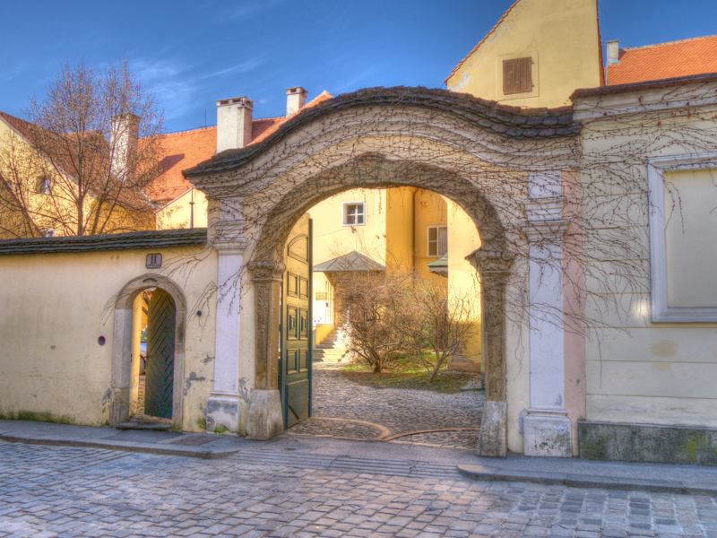 Upper_City Courtyard